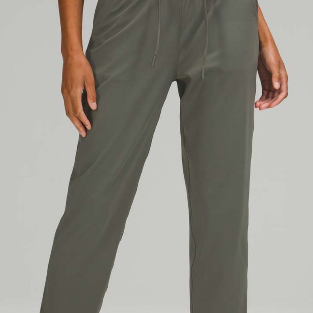 Lululemon Olive Green Capri Pant